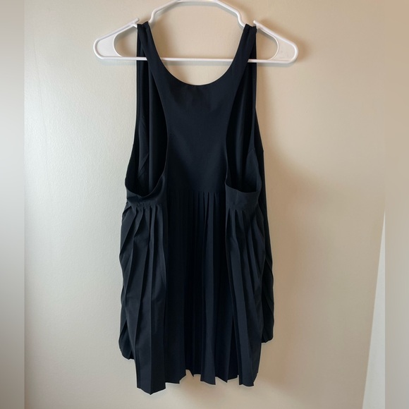 Athleta Swing Forward Tank, Black, XL, NWOT - Picture 5 of 7